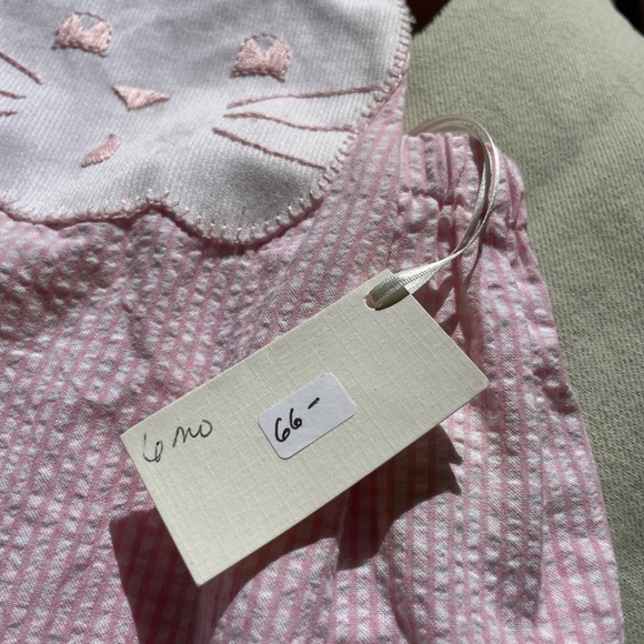 Adorable pink gingham romper - Picture 2 of 6